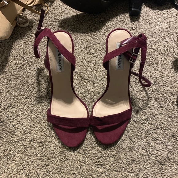 Never worn Steve Madden maroon heels - Picture 3 of 5